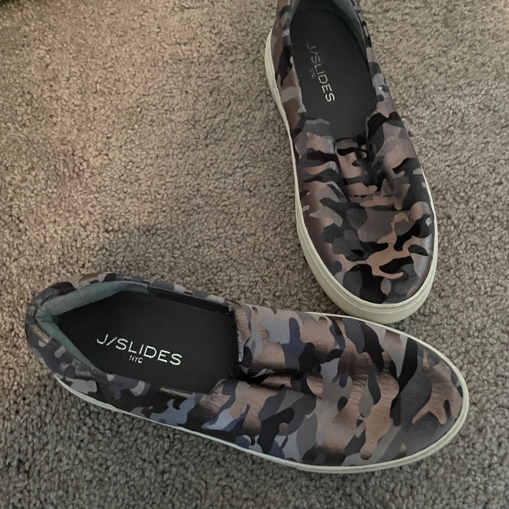 Camo Print J Slides - image 3